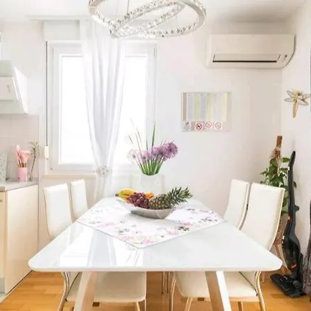 Apartman Safari Apartment *