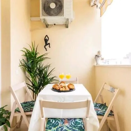 Apartment Apartman Safari Split