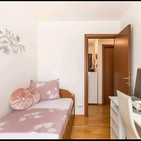 Apartman Safari *
